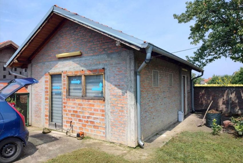 nova-kuca-129m2-42m2-pomocna-zgrada-uknjizeno-5425645314209-71811029617