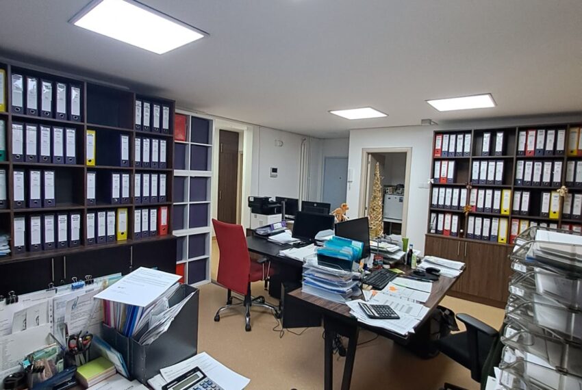 IMG-3bd6fc6271c19d1878ab9ecde9801a83-V