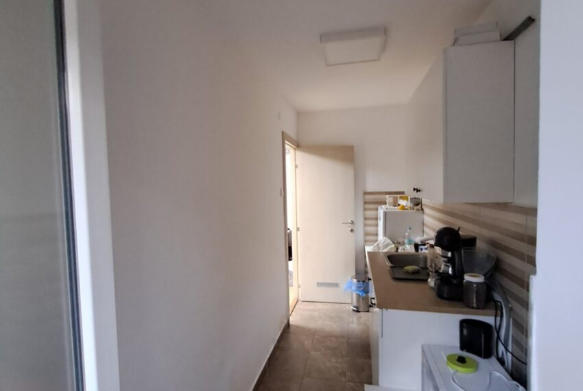 IMG-c5f9bdd63bb8da210714258ff2bee165-V